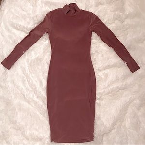 ‼️3 for $15 ‼️ Fashion nova Mauve Bodycon dress